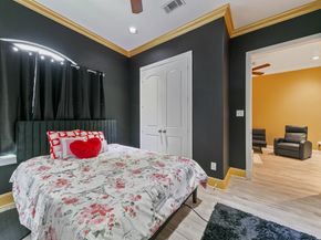 12832 Willow Centre Drive, Houston TX 77066