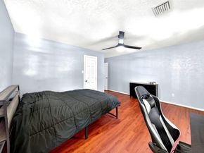 1615 Kelliwood Oaks Drive, Katy TX 77450