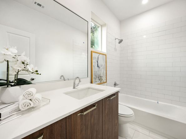 1715 Mary Street, Houston TX 77026