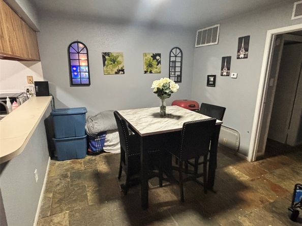 8918 Bissonnet Street 207, Houston TX 77074