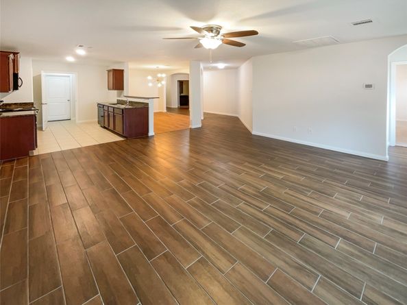 11122 Hillside Creek Drive, Humble TX 77396