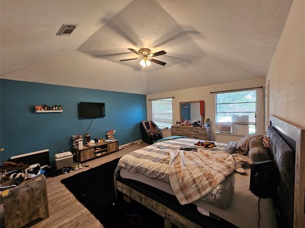 13615 Repa Lane, Houston TX 77014