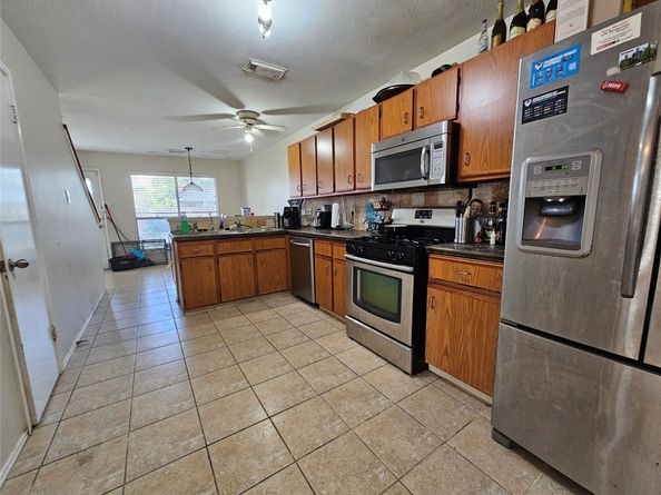 13615 Repa Lane, Houston TX 77014