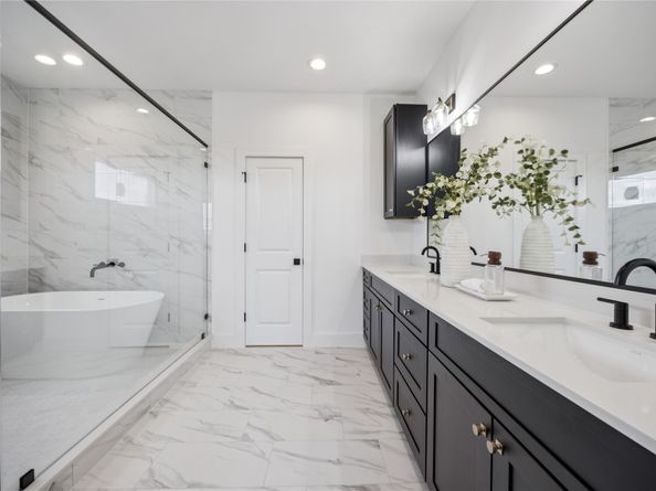 2806 Mills Street, Houston TX 77026