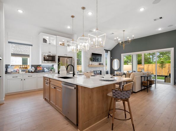 13323 Valley Orchard, Tomball TX 77375