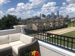 606 N Nagle Street, Houston TX 77003