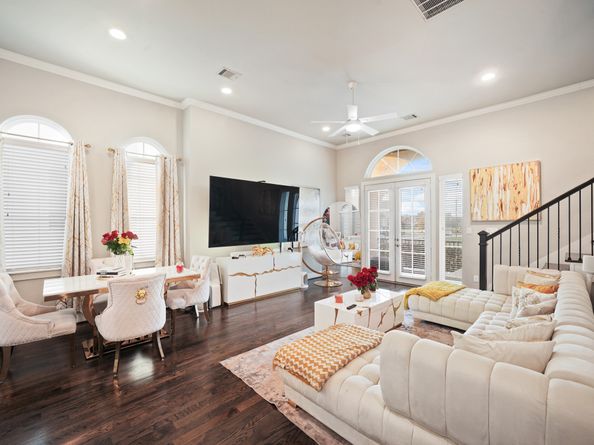 606 N Nagle Street, Houston TX 77003