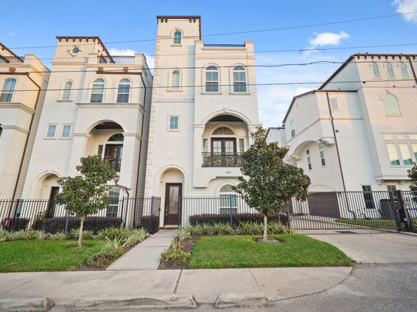 606 N Nagle Street, Houston TX 77003