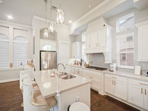 606 N Nagle Street, Houston TX 77003