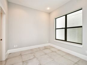 1258 N Post Oak Road B, Houston TX 77055