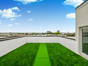 1258 N Post Oak Road B, Houston TX 77055