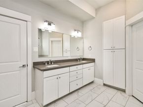 1258 N Post Oak Road B, Houston TX 77055