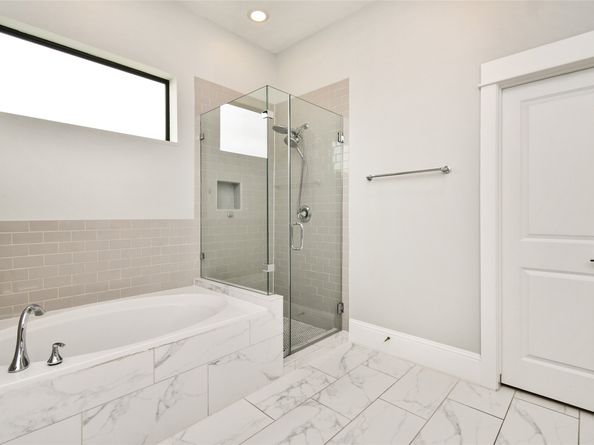 1258 N Post Oak Road B, Houston TX 77055