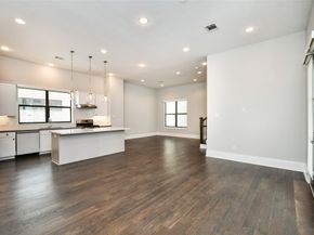 1258 N Post Oak Road B, Houston TX 77055