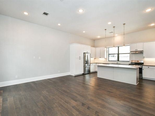 1258 N Post Oak Road B, Houston TX 77055