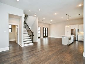 1258 N Post Oak Road B, Houston TX 77055