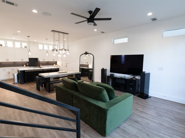 1206 Hamblen Street, Houston TX 77009