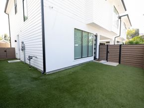 1206 Hamblen Street, Houston TX 77009