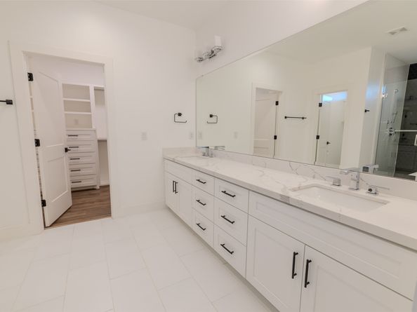 1206 Hamblen Street, Houston TX 77009