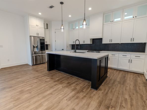 1206 Hamblen Street, Houston TX 77009