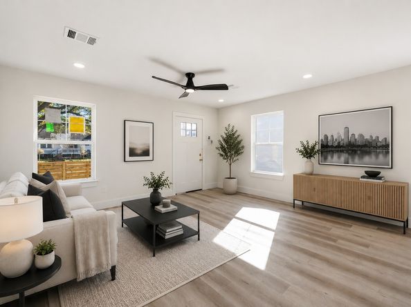 1503 Cavalcade Street, Houston TX 77009
