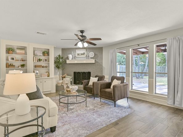 2022 Riverlawn Drive, Kingwood TX 77339