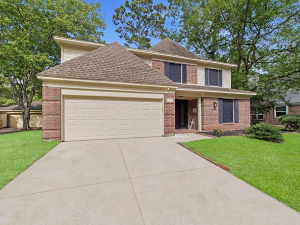 34 Firethorn Place, The Woodlands TX 77382