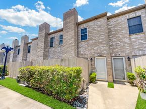 2966 Holly Hall Street 2966, Houston TX 77054