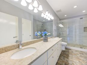2966 Holly Hall Street 2966, Houston TX 77054