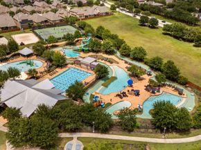 10230 E Summit Canyon Drive, Houston TX 77095