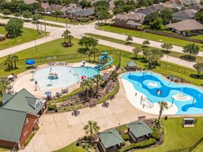 10230 E Summit Canyon Drive, Houston TX 77095
