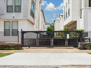 5708 Kansas Street B, Houston TX 77007