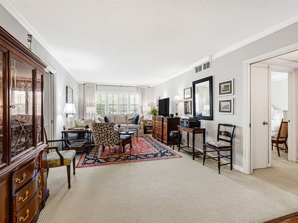 2701 Bellefontaine Street B21, Houston TX 77025