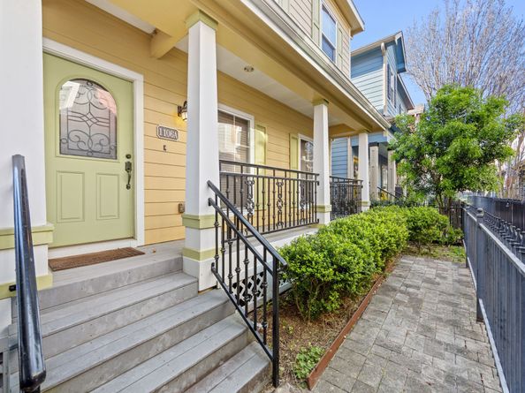1106 W 18th Street A, Houston TX 77008