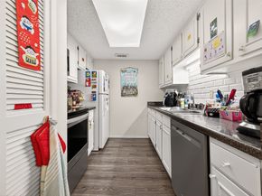 2234 S Piney Point Road 206, Houston TX 77063