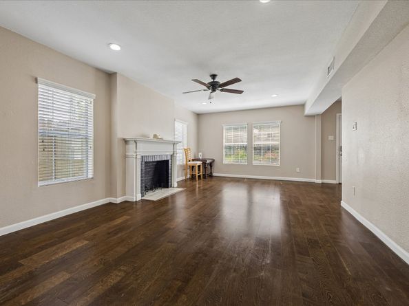 3817 Palm Street, Houston TX 77004