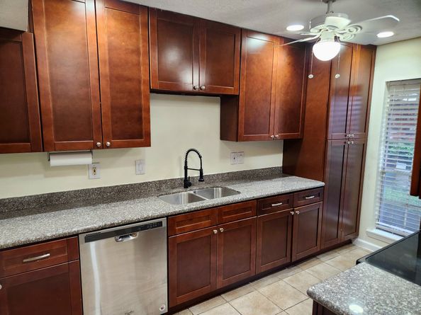 12739 Huntingwick Drive 151, Houston TX 77024