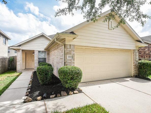 1651 Thornhollow Drive, Houston TX 77014