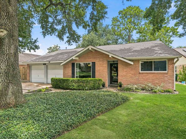 6006 Vicki John Drive, Houston TX 77096