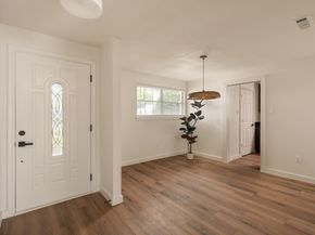 10618 Wickersham Lane, Houston TX 77042