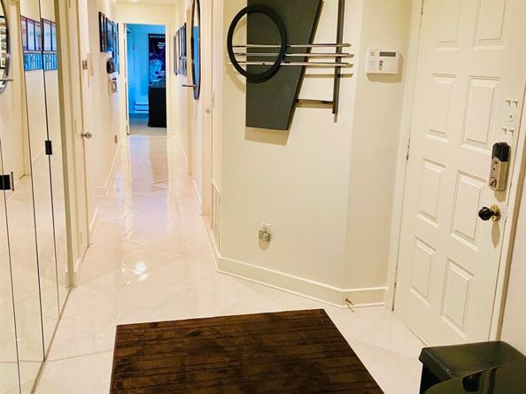 9E Cove Lane, North Bergen NJ 07047