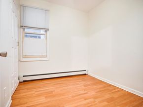 13 Meadow St, Bayonne NJ 07002