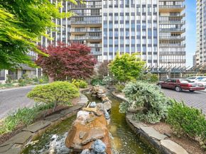 300 Winston Dr C0214, Cliffside Park NJ 07010