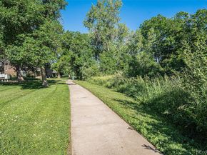 309 E Highline Circle 102, Centennial CO 80122