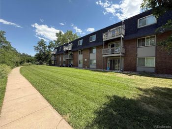 309 E Highline Circle