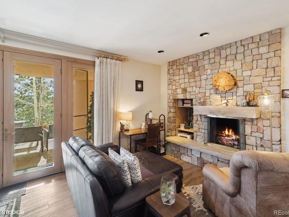 1682 Montane Drive E, Golden CO 80401