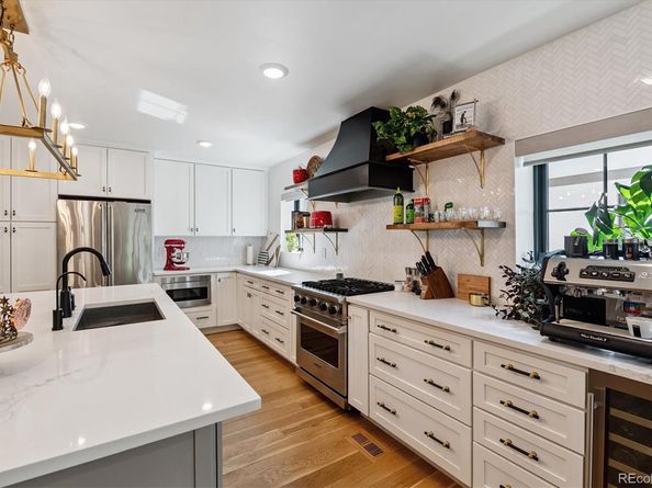 582 S York Street, Denver CO 80209