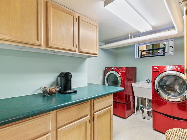 4621 E 17th Avenue Parkway, Denver CO 80220