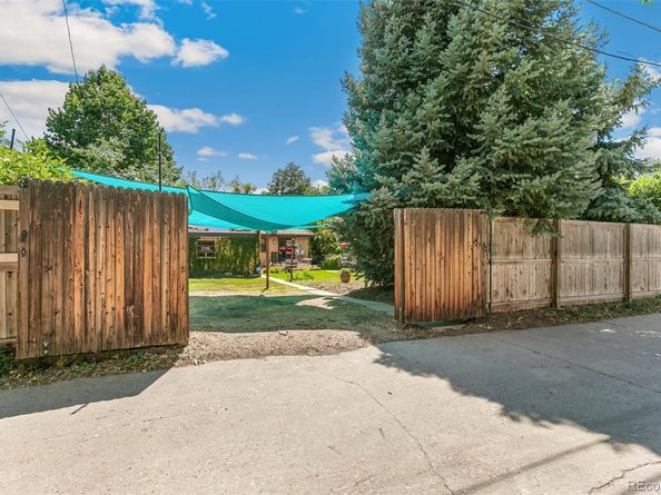 4621 E 17th Avenue Parkway, Denver CO 80220