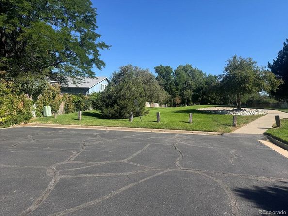 12292 E Bates Circle, Aurora CO 80014